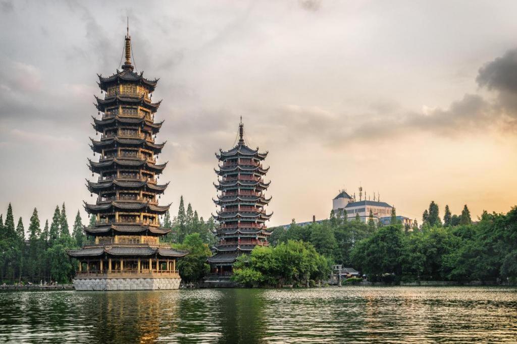 Guilin Sky Palace Hotel Exterior foto